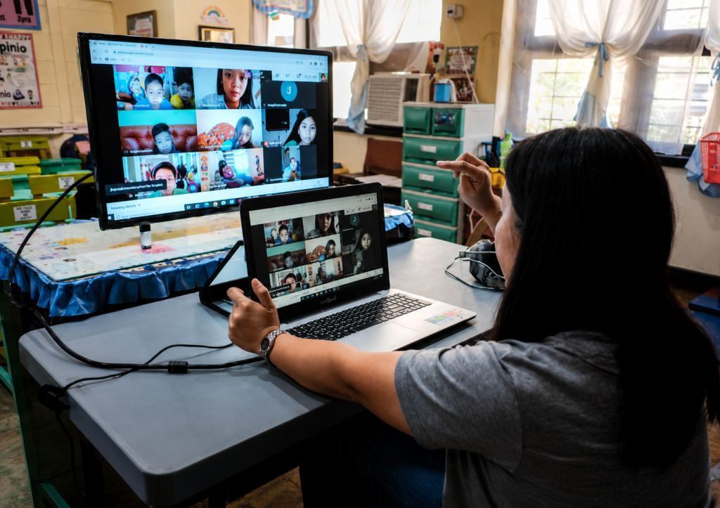 Blended Learning & Distance Education